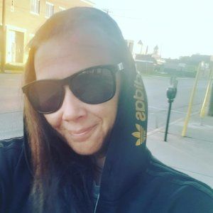 Meet your Posher, Constance